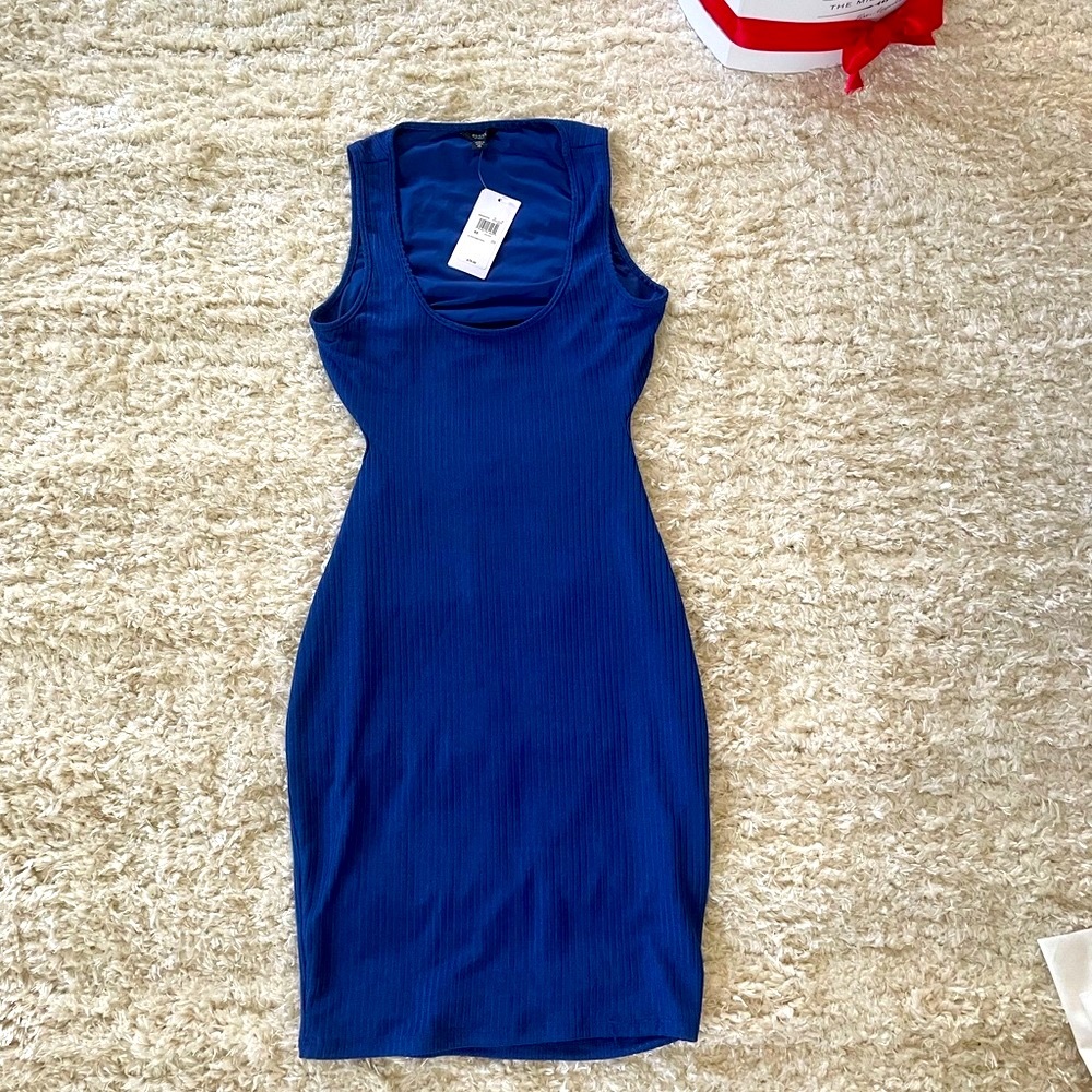 Guess dress NWT❤️❤️
